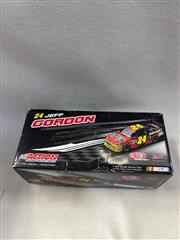 NASCAR DIECAST 1/24TH SCALE CAR, JEFF GORDON #24 DUPONT